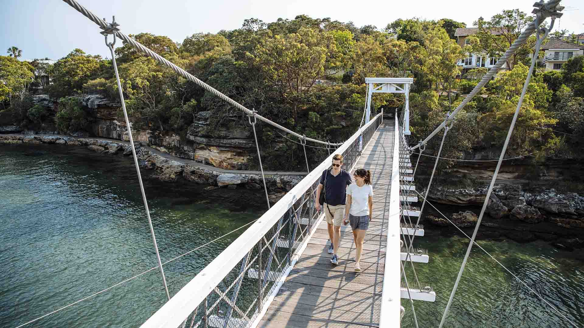 Đường đi bộ ven biển đẹp như mơ tại Úc