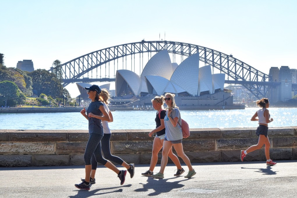 Trên bàn cân của du khách, Melbourne và Sydney có vị trí như thế nào?
