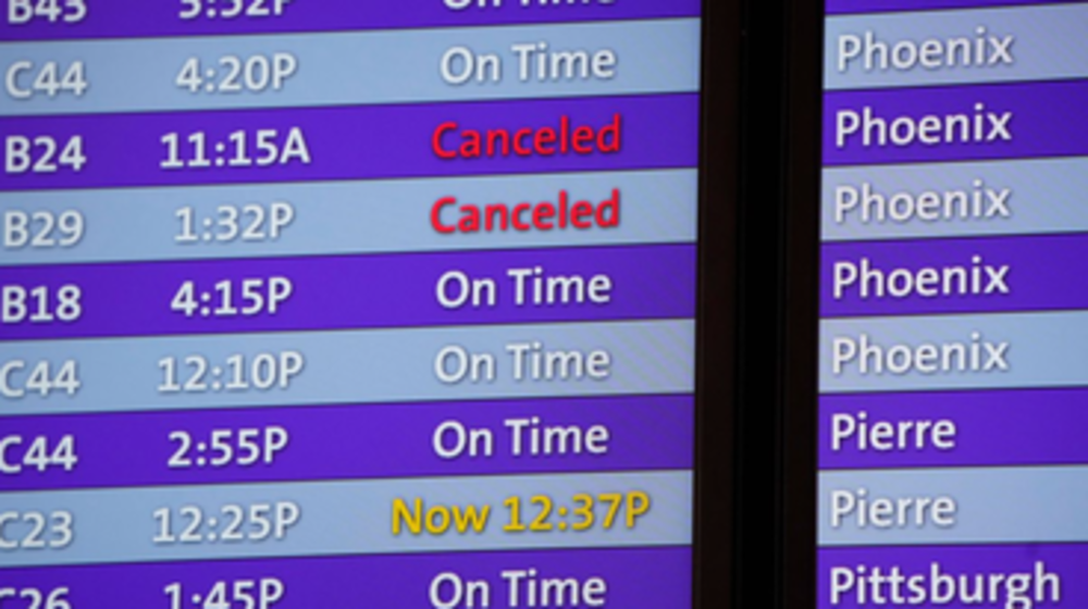 Du lịch toàn cầu hỗn loạn khi hàng nghìn chuyến bay bị hủy