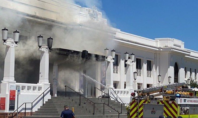 Cháy lớn tại trụ sở cũ của Quốc hội Úc
