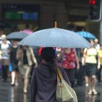 Queensland sắp đối mặt với hàng loạt biến đổi thời tiết: mưa lớn, triều cường, lốc xoáy