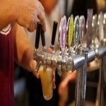 Doanh số bán bia tại Úc giảm mạnh do Covid-19
