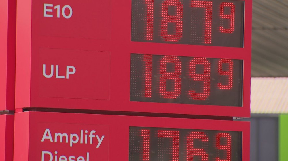 Giá xăng ở Sydney (Úc) đạt mức cao kỷ lục trước ngày quốc khánh