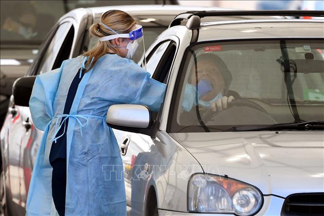 Úc: số ca mắc Covid-19 mới giảm nhưng số ca nhập viện tăng