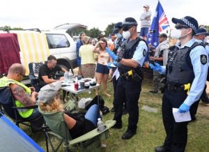 Cảnh sát Canberra (Úc) xử lý nhóm người biểu tình cắm trại
