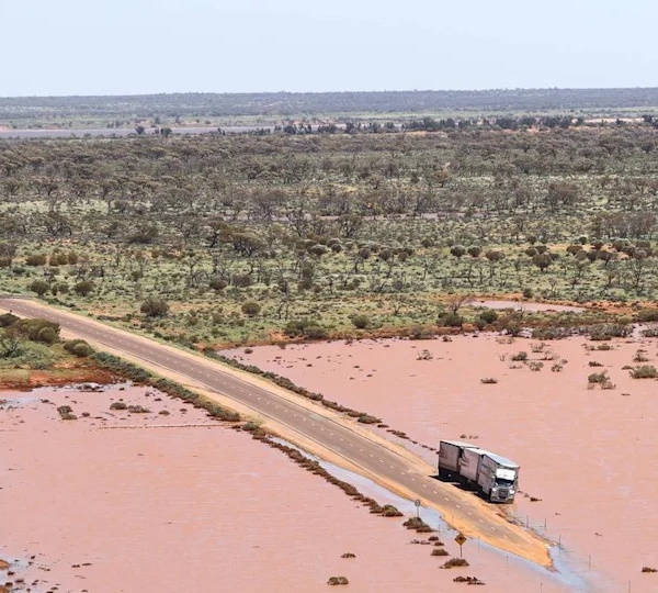 Nam Úc khôi phục tuyến đường sắt liên bang sau lũ lụt
