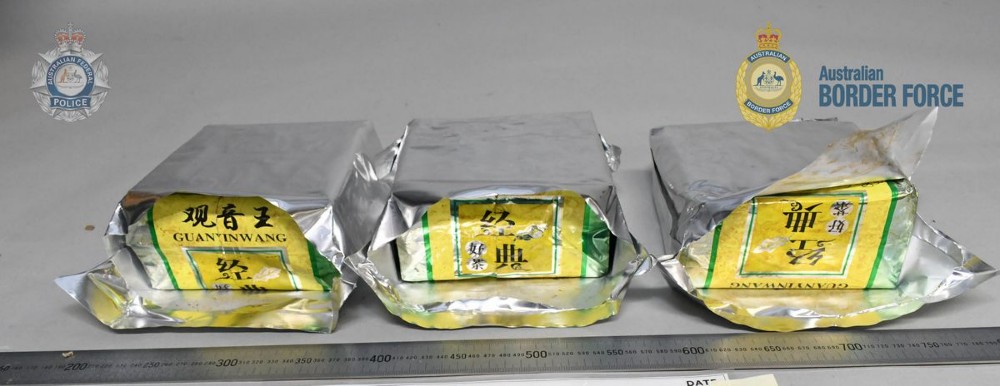 Ma túy ngụy trang thành hộp trà xanh để thâm nhập vào Úc